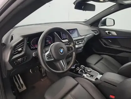 Photo 39 BMW Serie 2 218dA 150ch M Sport BVA8 Suréquipée