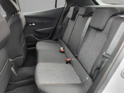 Photo 11 Peugeot 2008  Hybrid 110 ch e-DCS6