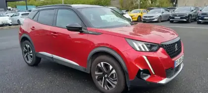Photo 8 Peugeot 2008  PureTech 130 S&S EAT8