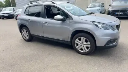 Photo 7 Peugeot 2008  1.2 PureTech 110ch S&S BVM5