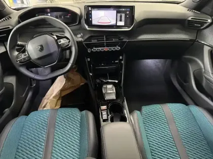 Photo 6 Peugeot 2008  Hybrid 145 ch e-DCS6
