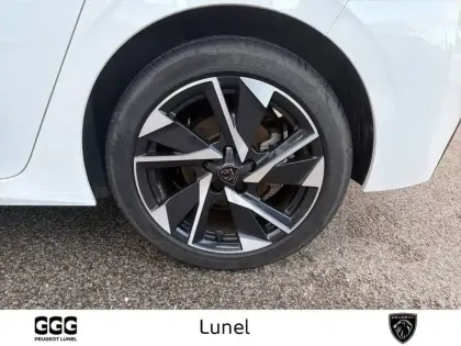 Photo 11 Peugeot 308  PureTech 130ch S&S BVM6