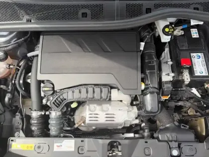 Photo 11 Peugeot 2008  100 S&S BVM6