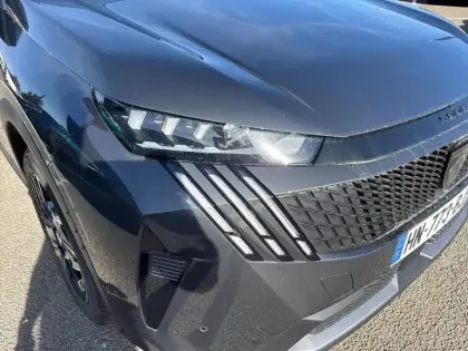Photo 15 Peugeot 5008  Hybrid 145 ch e-DCS6