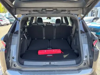 Photo 5 Peugeot 5008  Hybrid 145 ch e-DCS6