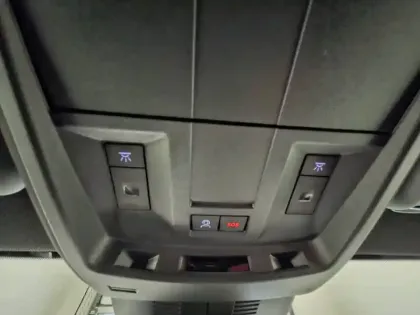 Photo 31 Peugeot 3008  Hybrid 145 e-DCS6