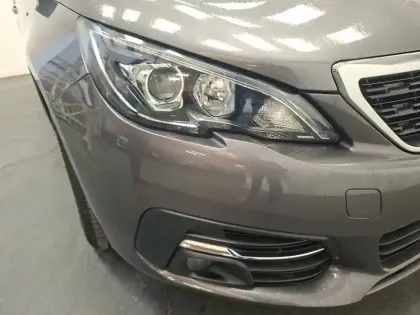 Photo 41 Peugeot 308  BlueHDi 100ch S&S BVM6