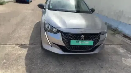 Photo 18 Peugeot 208  Electrique 50 kWh 136ch