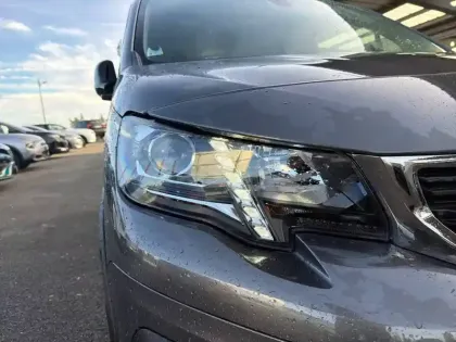 Photo 15 Peugeot Rifter  Standard BlueHDi 130 S&S BVM6 5pl