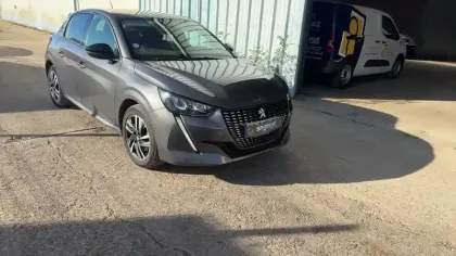 Photo 6 Peugeot 208  PureTech 100 S&S EAT8