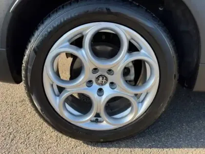 Photo 25 Alfa Romeo Tonale  1.5 Hybrid 130 ch TCT7