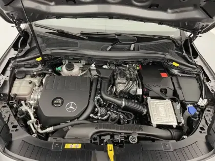 Photo 19 Mercedes GLA  250 e 8G-DCT