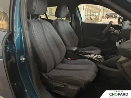 Photo 18 Peugeot 2008  Hybrid 110 ch e-DCS6