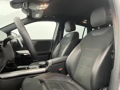 Photo 14 Mercedes GLA  200 7G-DCT
