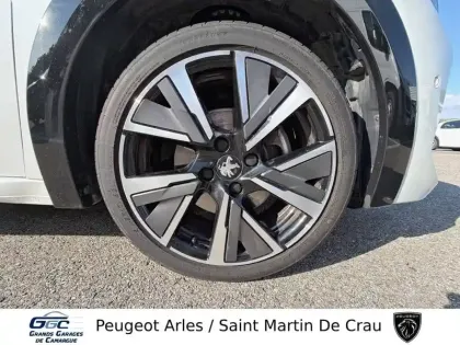 Photo 12 Peugeot 208  PureTech 100 S&S EAT8