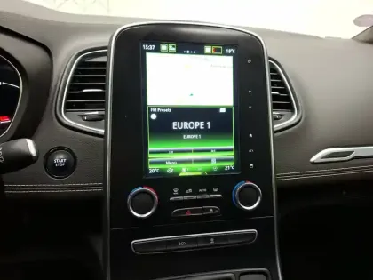 Photo 30 Renault Scenic  TCe 140 FAP