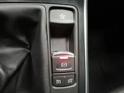 Photo 34 Renault Scenic  TCe 140 FAP