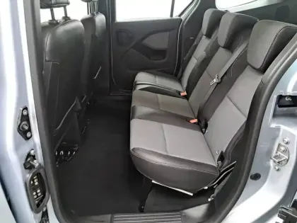 Photo 24 Renault Kangoo  Blue dCi 95