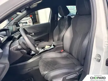 Photo 9 Peugeot 208  Electrique 50 kWh 136ch