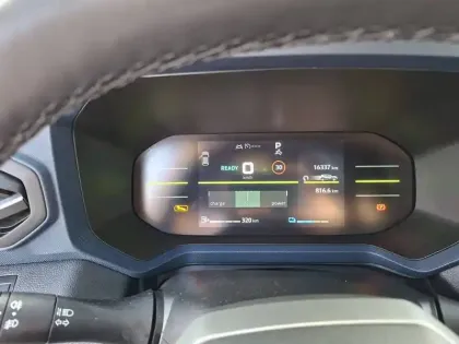 Photo 6 Dacia Duster  Hybrid 140