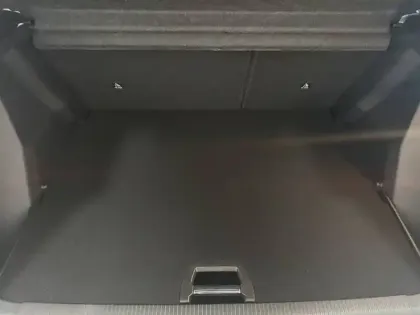Photo 16 Peugeot 2008  Hybrid 145 ch e-DCS6