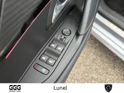 Photo 15 Peugeot 208  Electrique 50 kWh 136ch