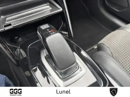 Photo 27 Peugeot 208  Electrique 50 kWh 136ch