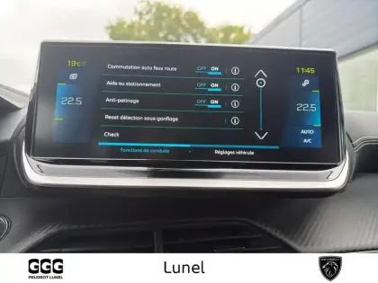 Photo 21 Peugeot 208  Electrique 50 kWh 136ch