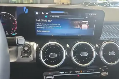 Photo 30 Mercedes GLB  200 d 8G-DCT