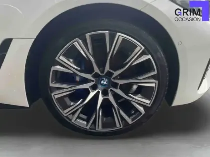 Photo 13 BMW I4  eDrive40 340 ch BVA