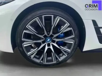 Photo 12 BMW I4  eDrive40 340 ch BVA