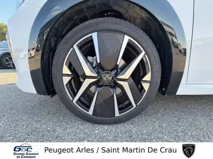 Photo 11 Peugeot 208  Hybrid 100 e-DCS6