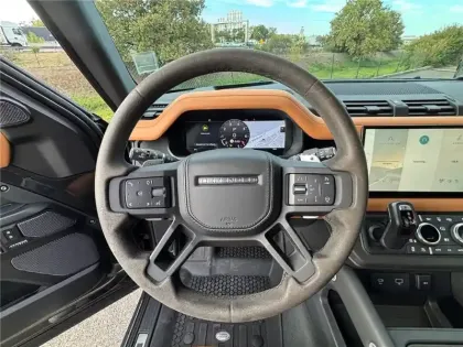Photo 26 Land rover Defender 90 V8 P525 BVA8