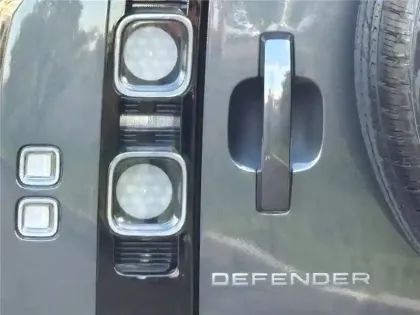 Photo 14 Land rover Defender 90 V8 P525 BVA8