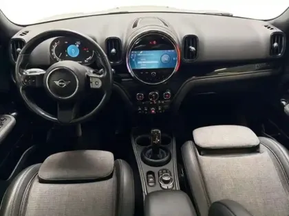 Photo 7 Mini Countryman MINI F60 LCI 136 ch BVA7 Cooper Essential
