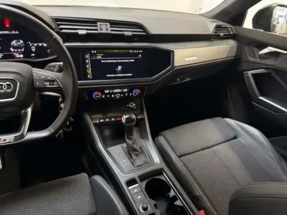 Photo 9 Audi Q3 35 TFSI 150 ch S tronic 7 S line