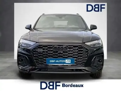 Photo 6 Audi Q5 50 TFSIe 299 S tronic 7 Quattro Black Edition