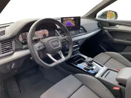 Photo 8 Audi Q5 50 TFSIe 299 S tronic 7 Quattro Black Edition