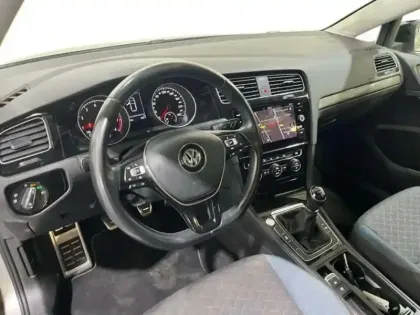 Photo 8 Volkswagen Golf 1.0 TSI 115 BVM6 IQ.DRIVE