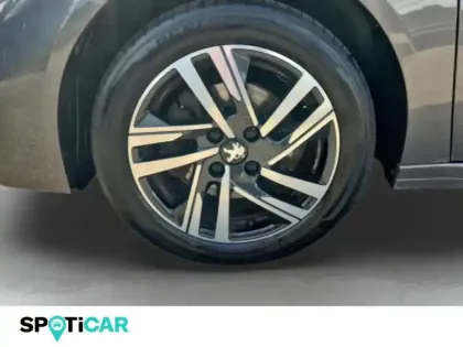 Photo 10 Peugeot 208  1.2 PureTech 100ch S&S Allure EAT8