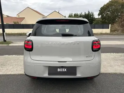 Photo 5 Leapmotor B03X  BEV 197ch Pro Max 53 kWh Design