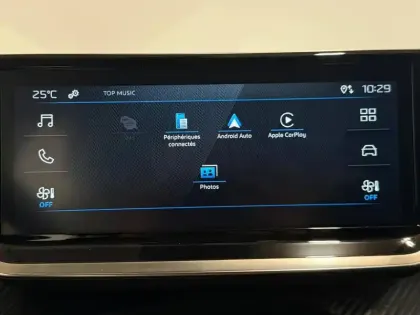 Photo 14 Peugeot 208  1.2 100 ch Active Carplay Radars