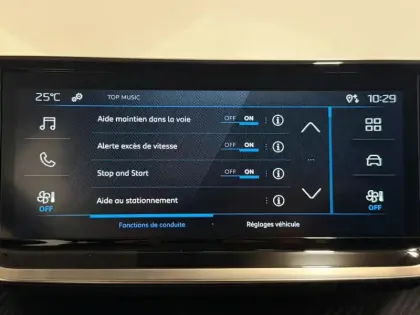 Photo 13 Peugeot 208  1.2 100 ch Active Carplay Radars