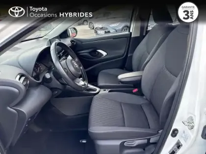 Photo 10 Toyota Yaris  116h Dynamic 5p MY22