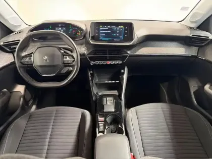 Photo 7 Peugeot 208  e- 136ch Style