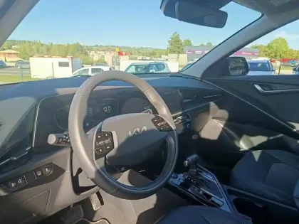 Photo 6 Kia Niro  1.6 GDi 141ch HEV Active DCT6