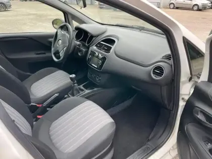 Photo 31 Fiat Punto  1.2 8v 69ch Easy 5p