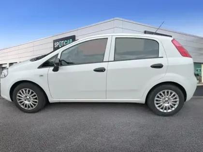 Photo 18 Fiat Punto  1.2 8v 69ch Easy 5p