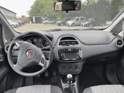 Photo 9 Fiat Punto  1.2 8v 69ch Easy 5p
