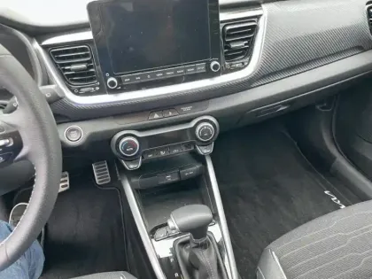 Photo 11 Kia Stonic  1.0 T-GDi 100ch GT Line DCT7